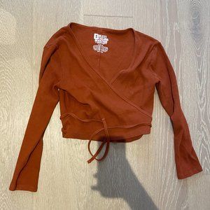 Big Bud Press Wrap Top